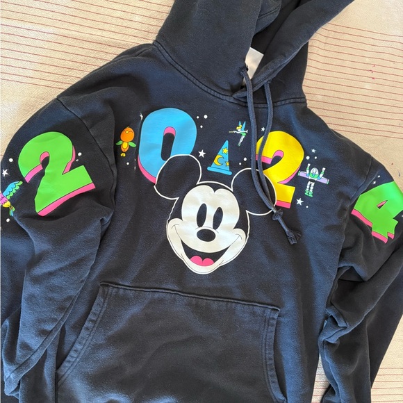 Mickey Mouse Black Hoodie 2024 Disneyland - Picture 1 of 3